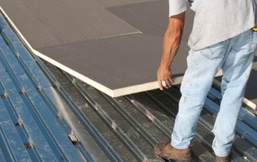 benefits of insulating Maraig flat roofing